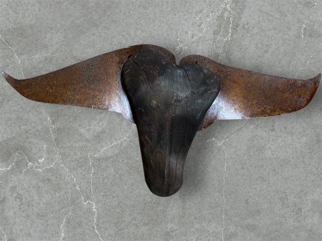 Steel whale tail wall mount